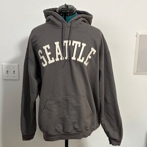 EUC: Gildan Charcoal Hoodie with Seattle Design